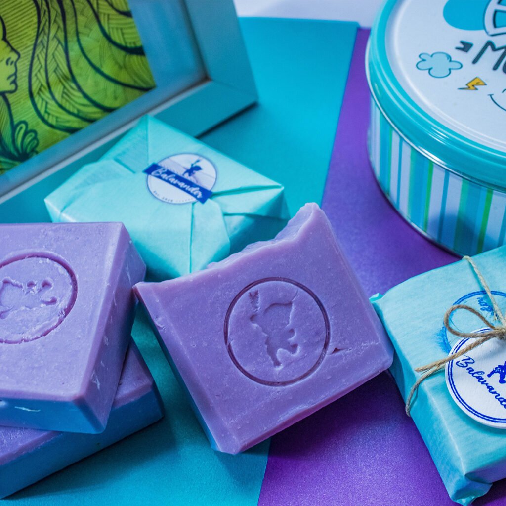 Kako napraviti domaći sapun? 4 violet prirodni sapun featured