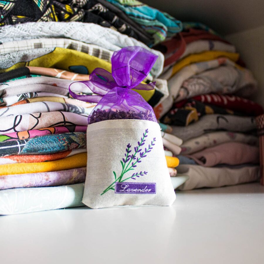 lavender-bags-for-the-closet